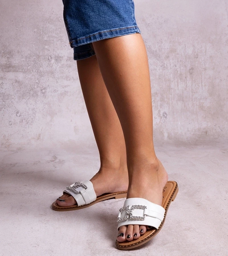 marka niezdefiniowana Papuci albi cu o cataramă decorativă de la Rochael