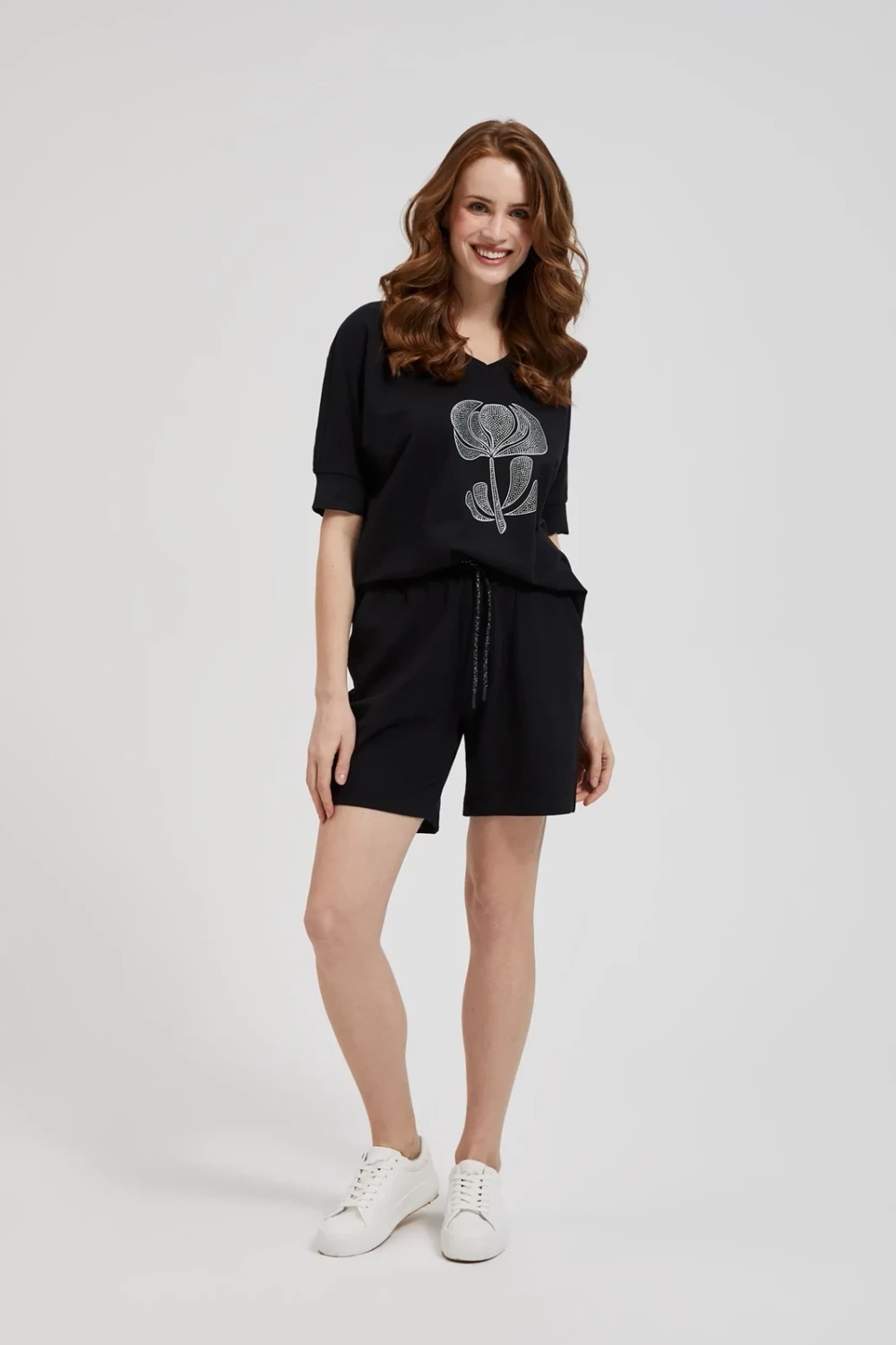 Women&#039;s shorts MOODO - black