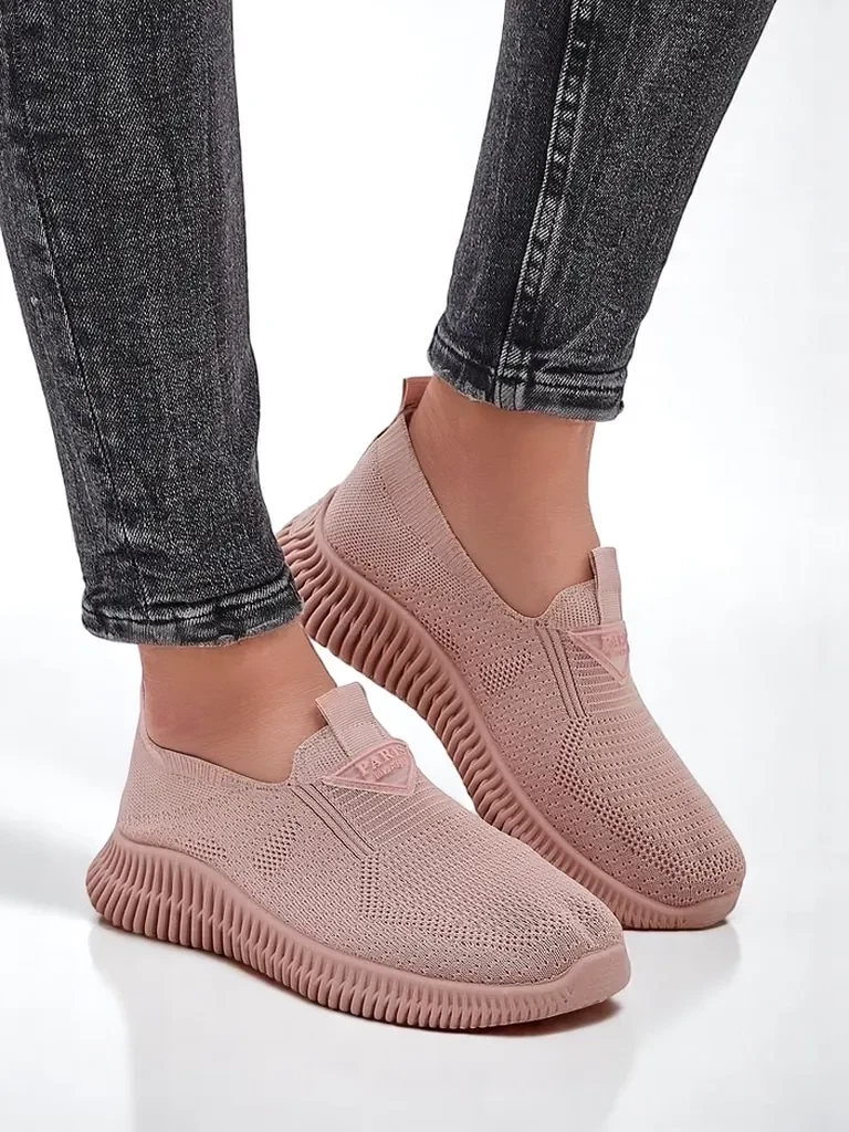 Resti Women's Slip-On Fabric Sports Shoes Serra