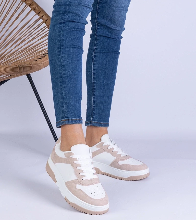 marka niezdefiniowana Brown sneakers with a thick sole Undina