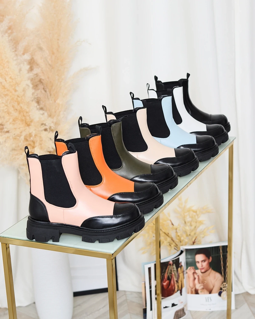 Resti White women's Userrus boots