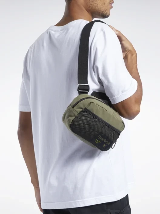 Чанта за през рамо Reebok CL Outdoor S