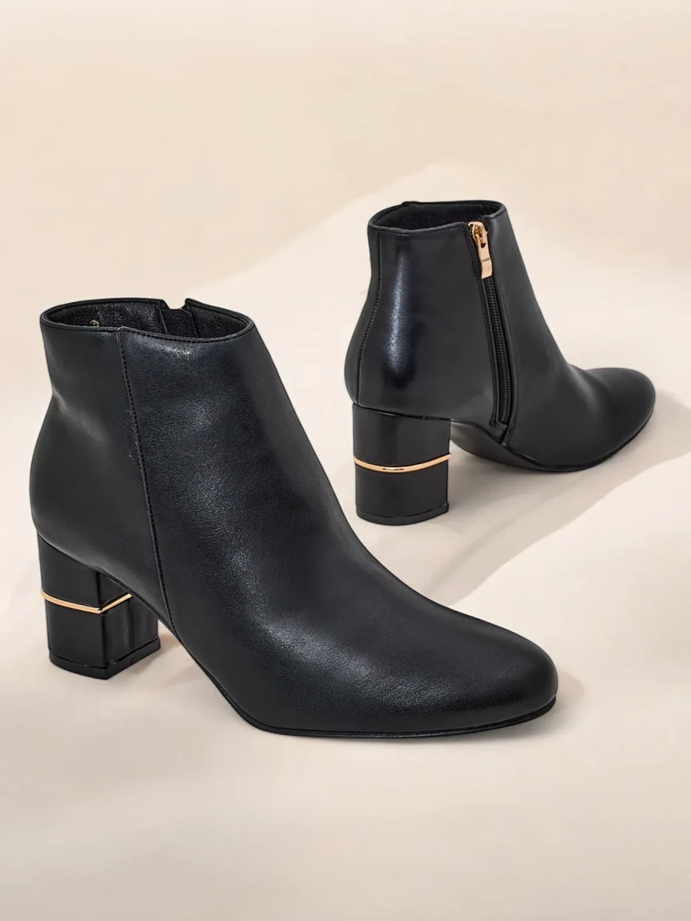 Resti Women's wedge heel ankle boots Afennor