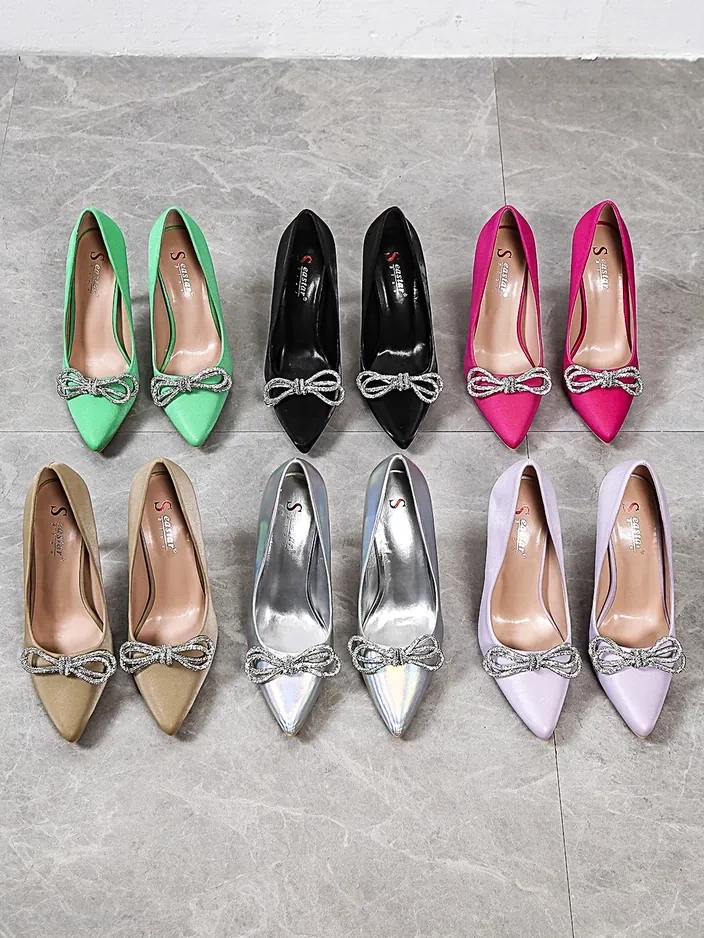Resti Women's pumps reminiscent of satin with a bow Hefion