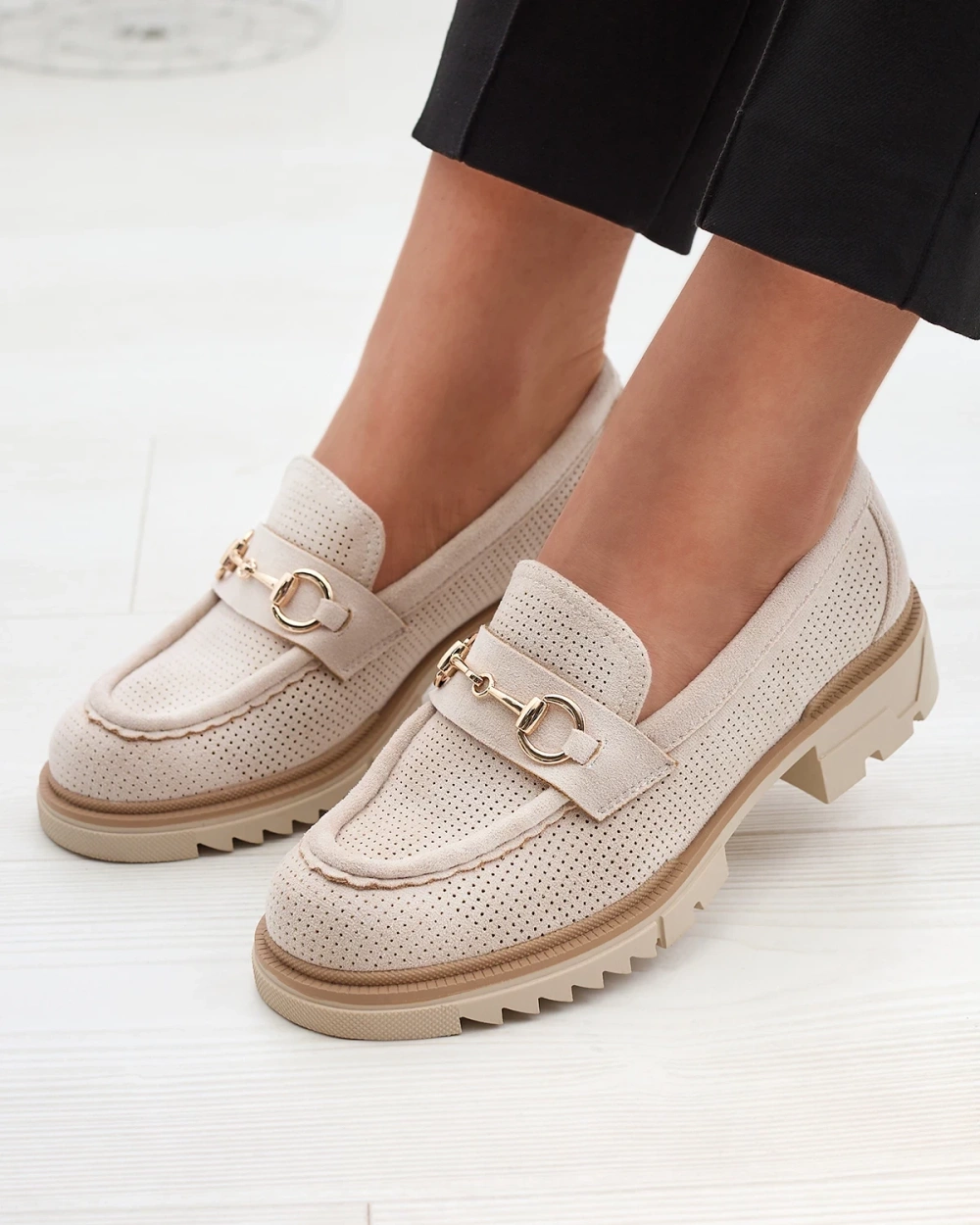 Resti Cream openwork women&#039;s moccasins with chain Imerila - Footwear
