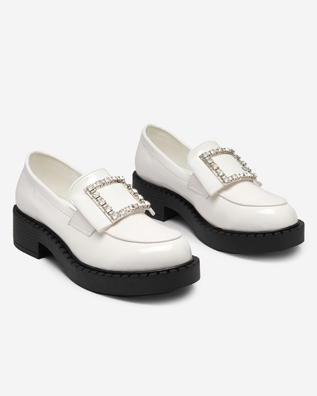 Resti Lacquered shoes with a white buckle. Fogim- Footwear