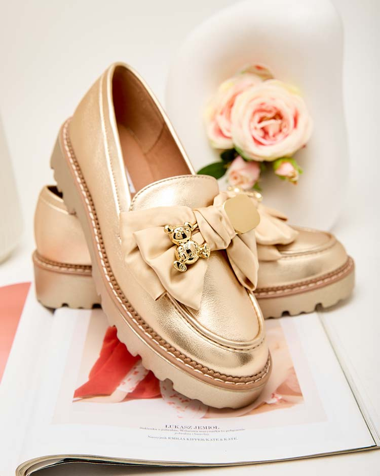 Resti Women's Surett moccasins