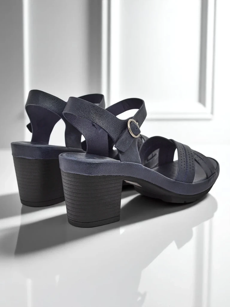 Resti Women’s sandals