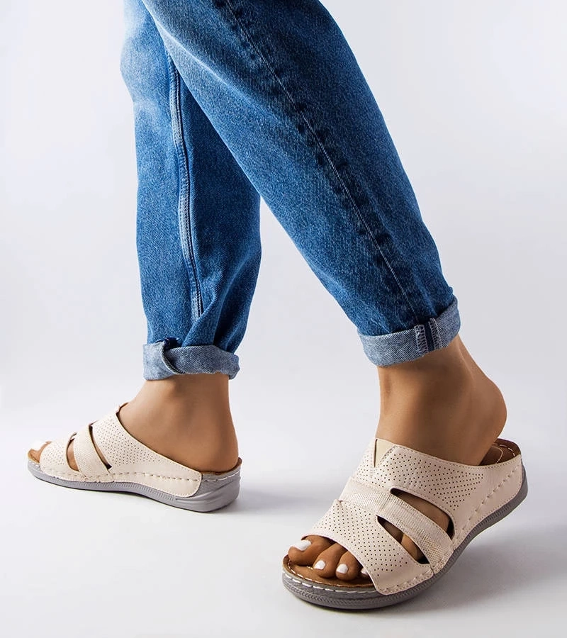 marka niezdefiniowana Flip-flops ușori bej pe platforme Olivia