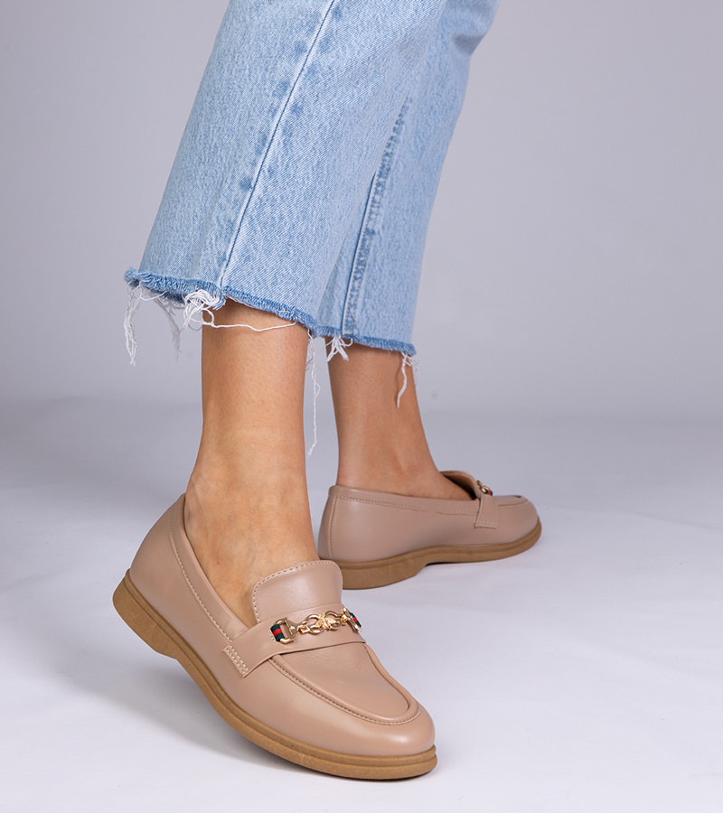 marka niezdefiniowana Brown loafers with gold decoration Feola