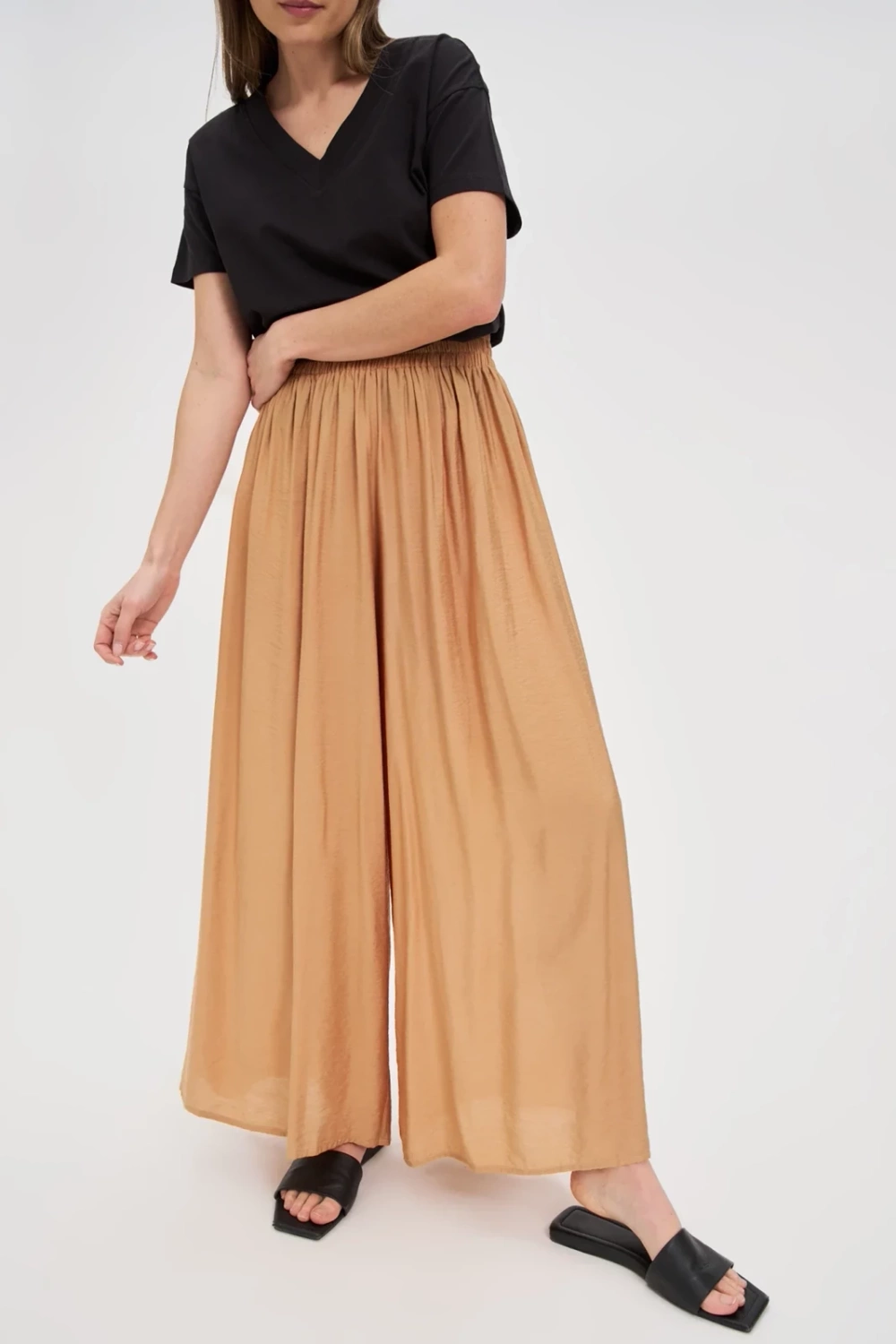 Marisse Beige Viscose Wide-Leg Trousers
