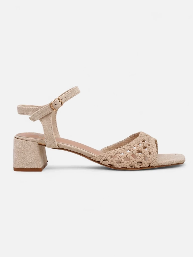 Resti Women's openwork sandals Azopi
