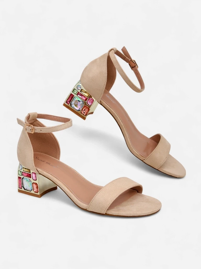Resti Women&#039;s sandals with a decorative heel Ballou