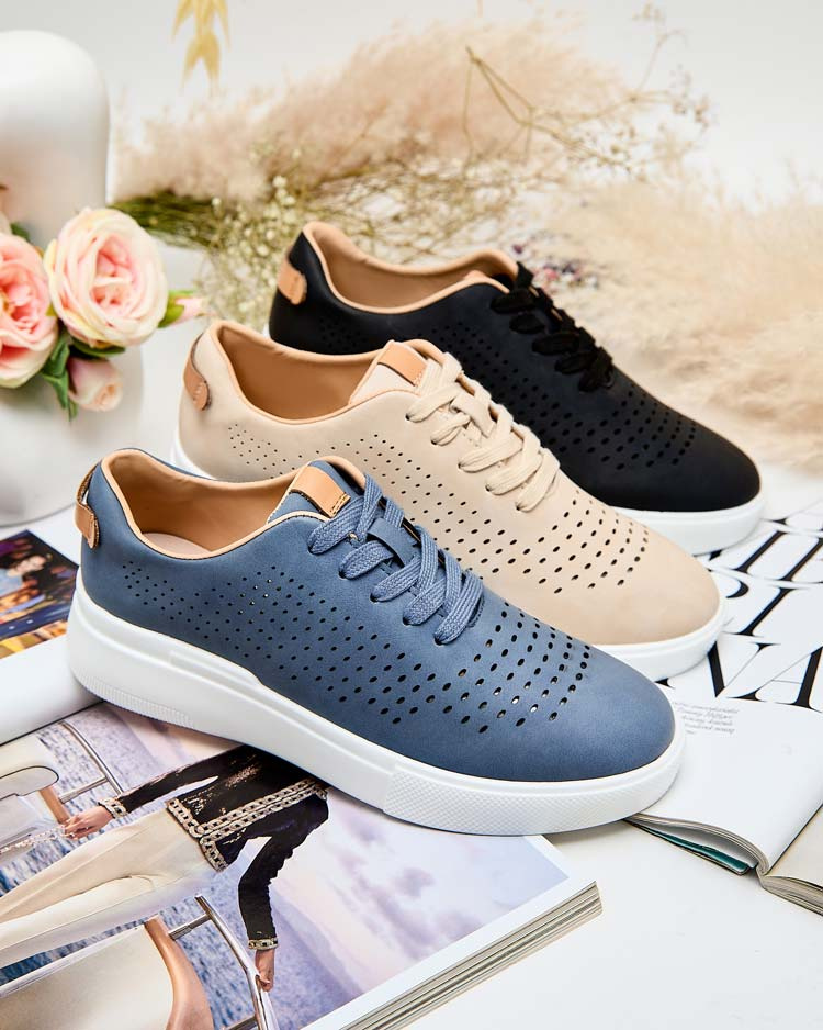 Resti Women's openwork sports shoes Deromias