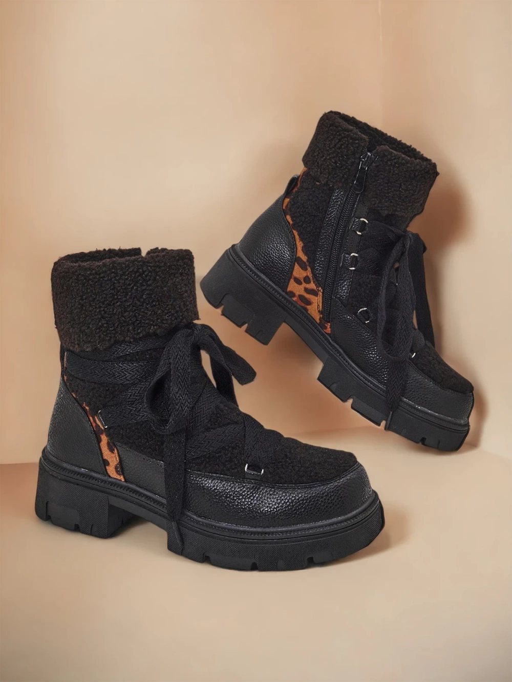 Resti Women&#039;s ankle boots Miloz