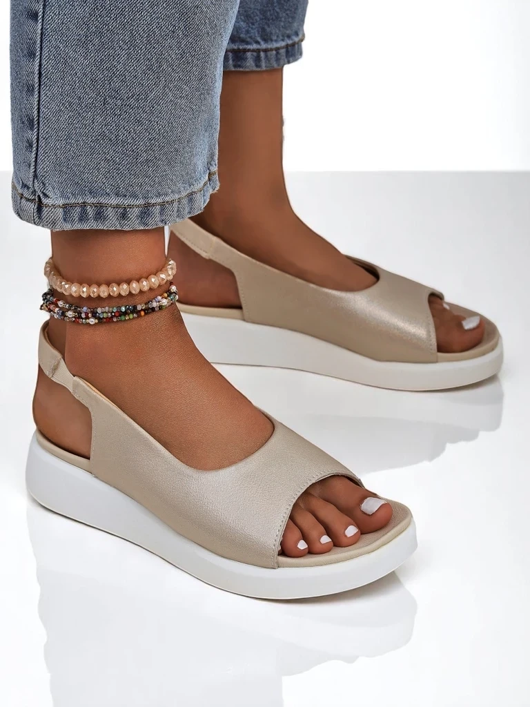 Resti Women&#039;s Luna Shines Thick-Soled Sandals