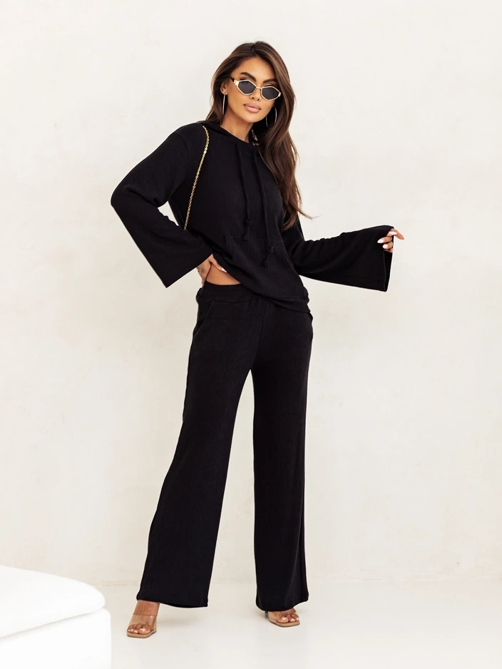 Resti Women&#039;s Sweater Set