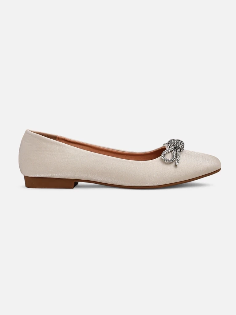 Resti Women&#039;s ballet flats with a bow and shine Ofenal