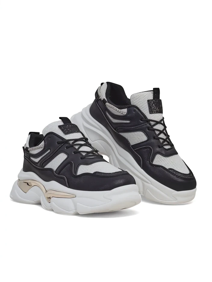 Resti Women's sneakers on thicker sole Lesalli