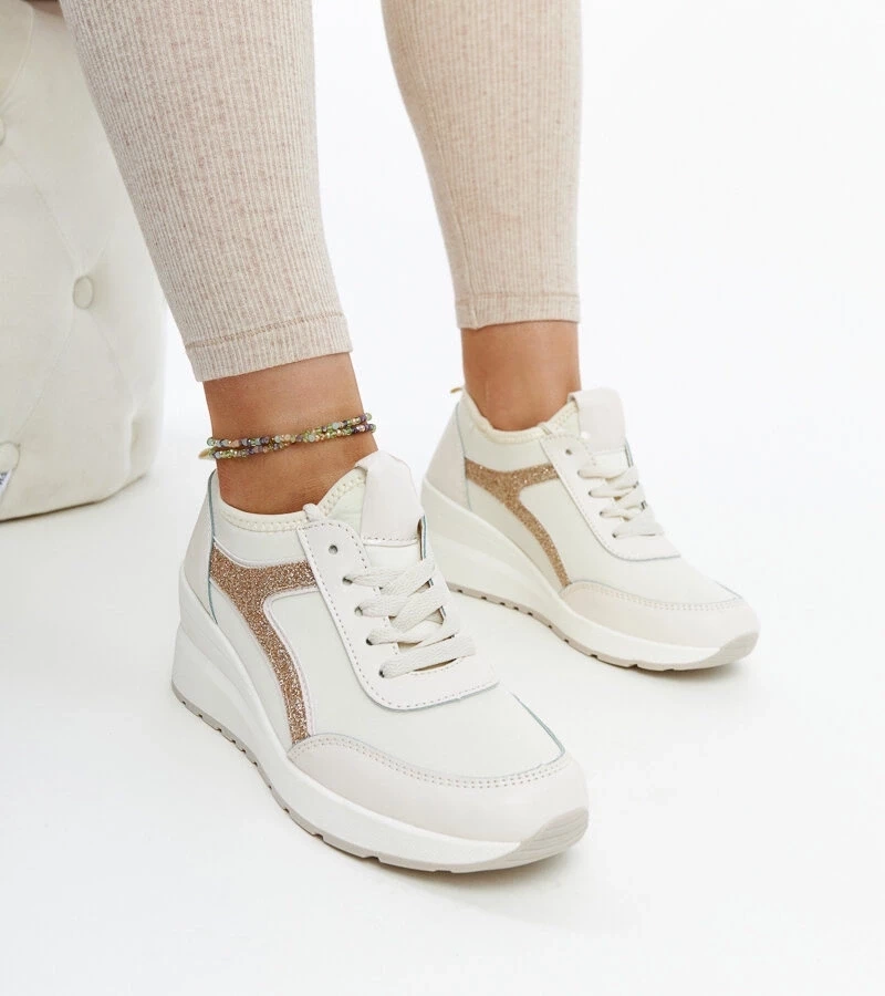 D/CEO White trainers Justar