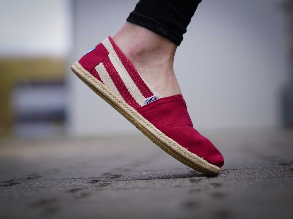 Toms - Classic červené espadrilky