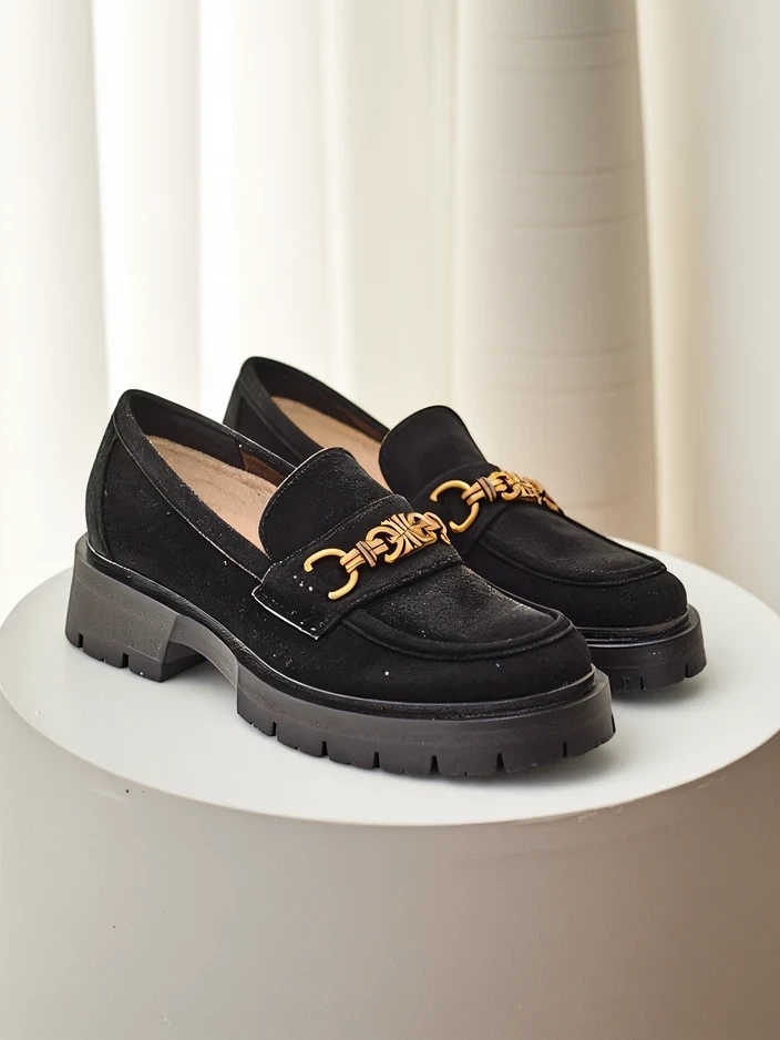Resti Women's eco suede loafers Emmite