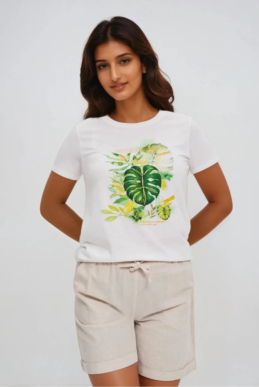 Marisse T-Shirt With A Tropical Print, White