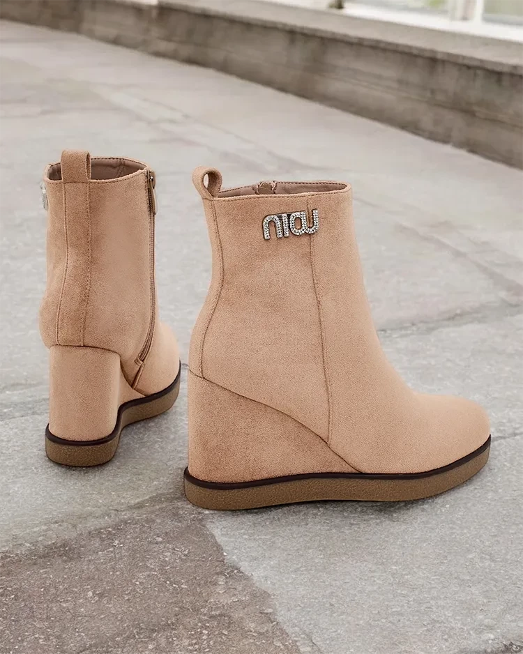 Resti Women&#039;s boots on anchors Serda