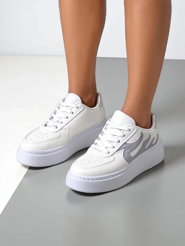 Resti Womens Sports Sneakers on Platform Sisnes