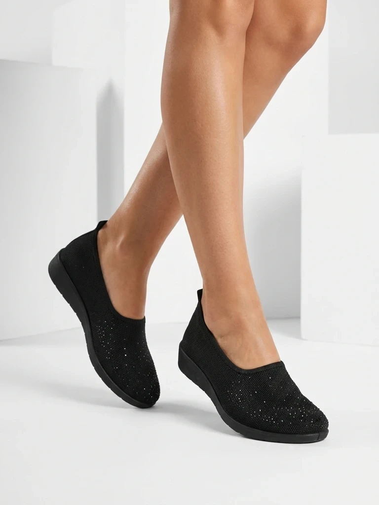 Dámske Slip-On topánky s kamienkami