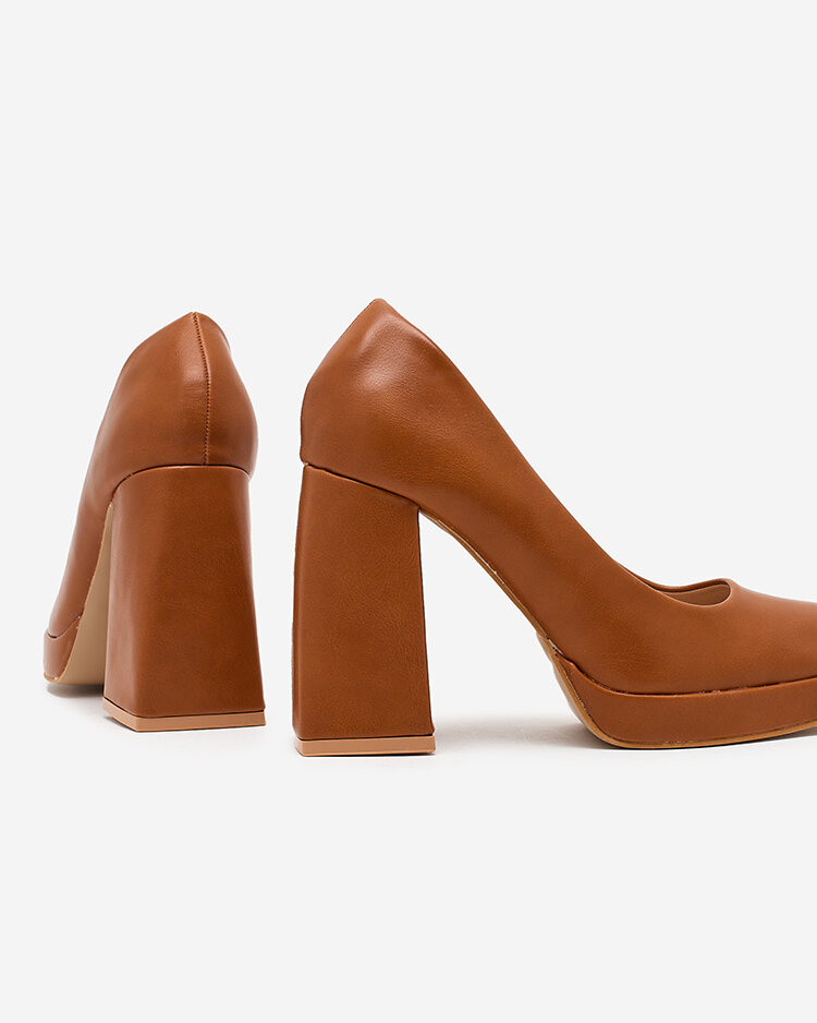 Resti Women's high post Cellcas pumps