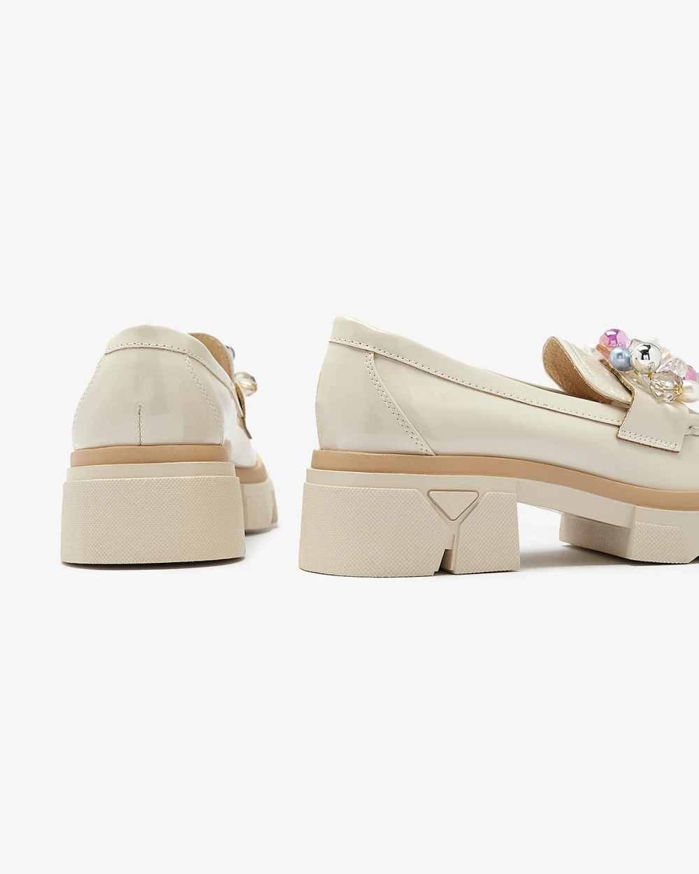 Resti Lacquered beige moccasins for women Geloppa- Footwear