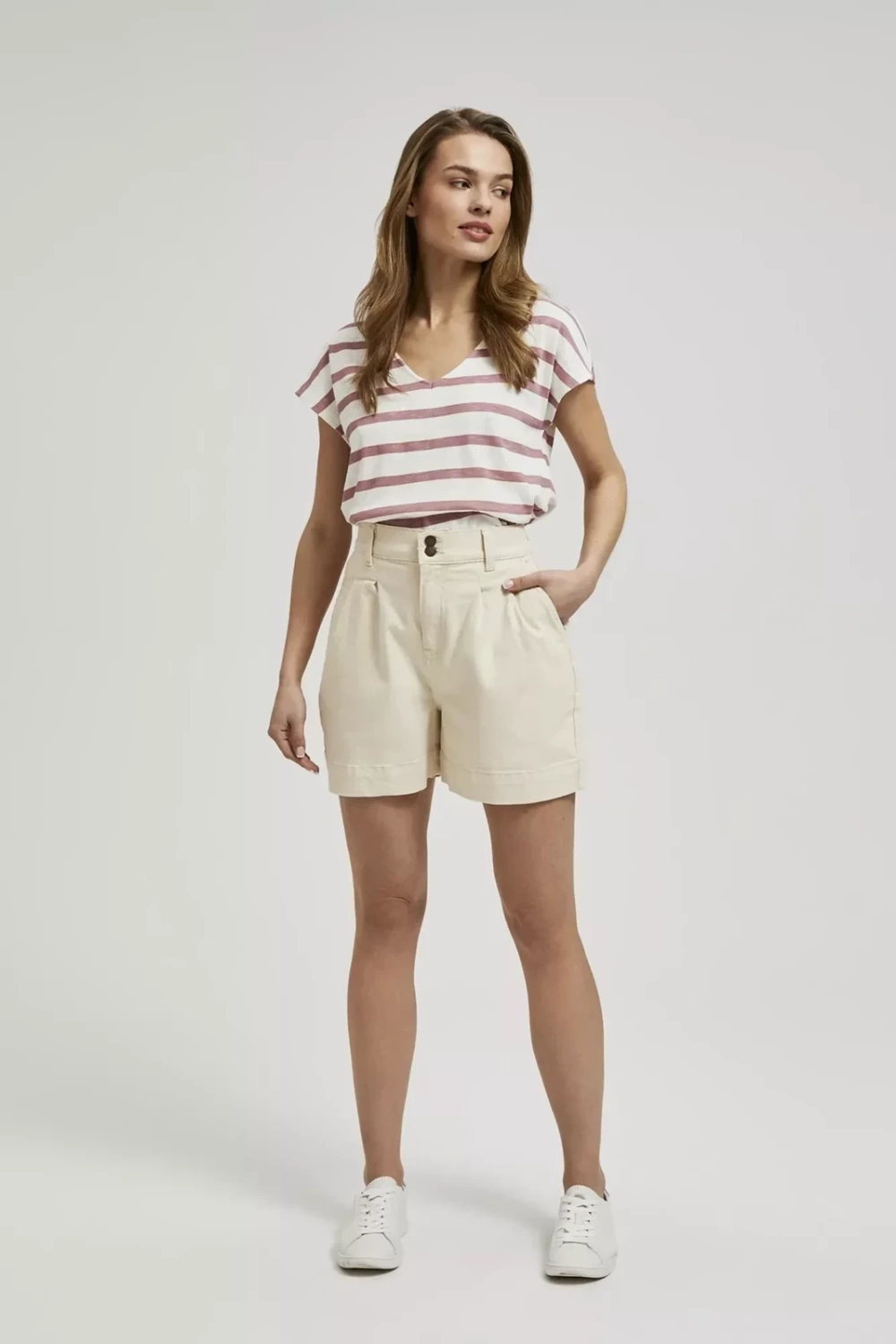 Women&#039;s linen shorts MOODO - light beige