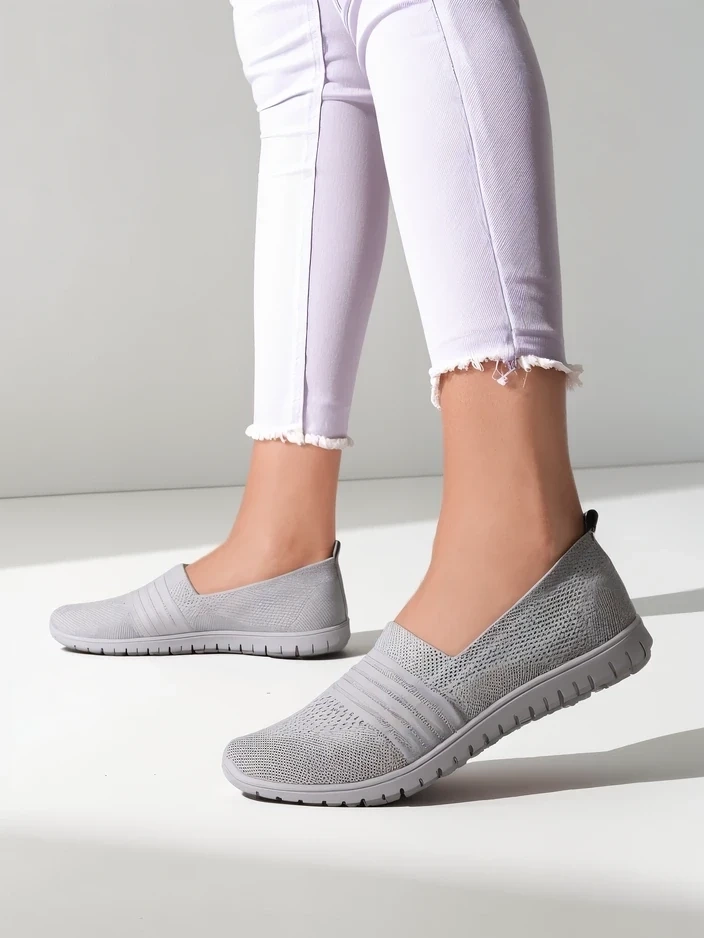 Resti Women's slip-on sports shoes Ollabes