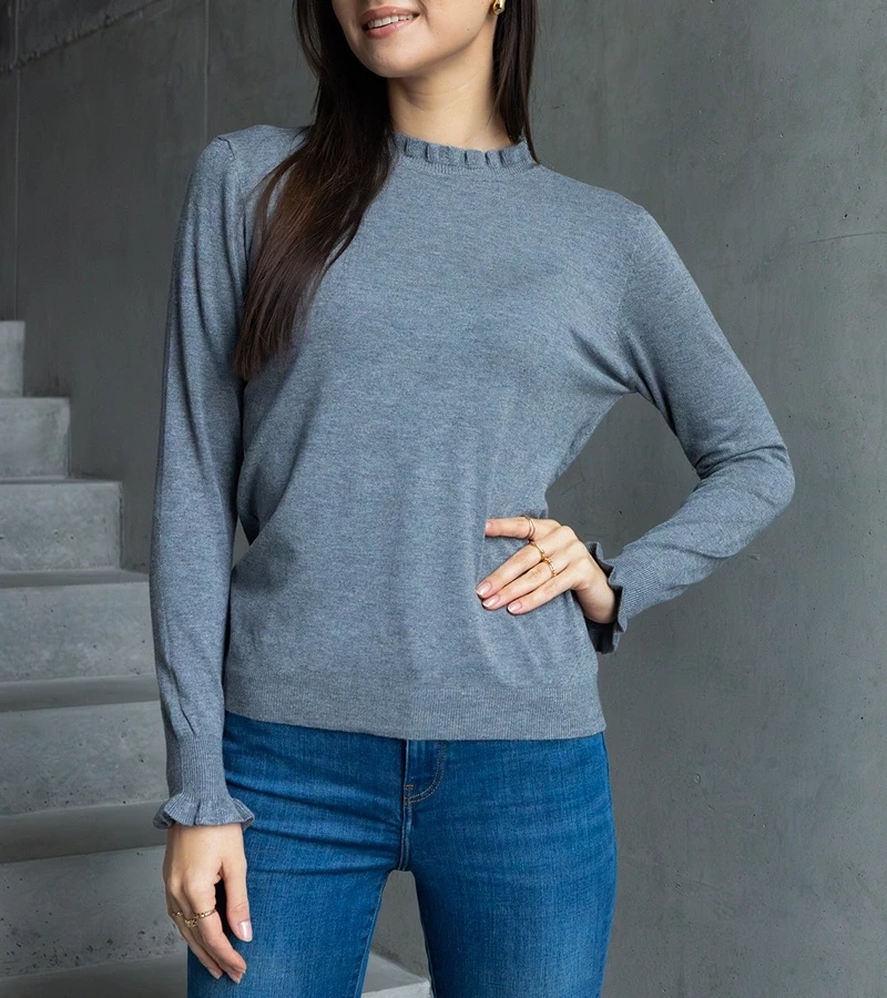UR/CEO Grey soft sweater with ruffle detail Luel
