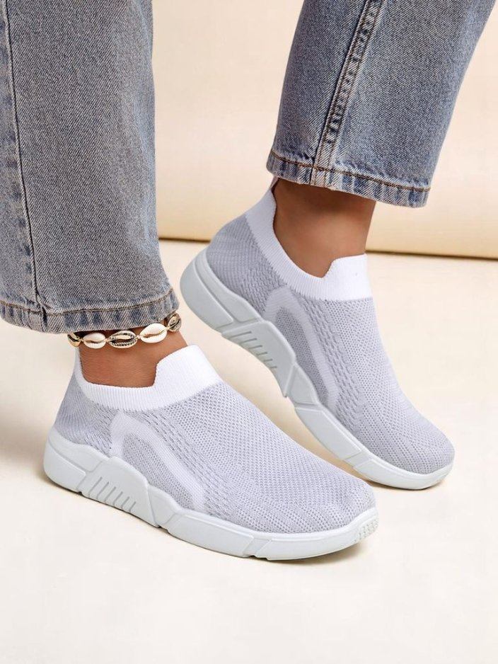 Resti Women's slip-on fabric sports shoes Vena