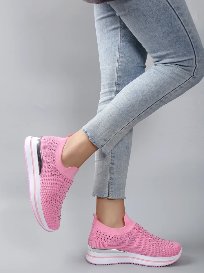 Resti Women&#039;s slip-on sports shoes with rhinestones Ceromie