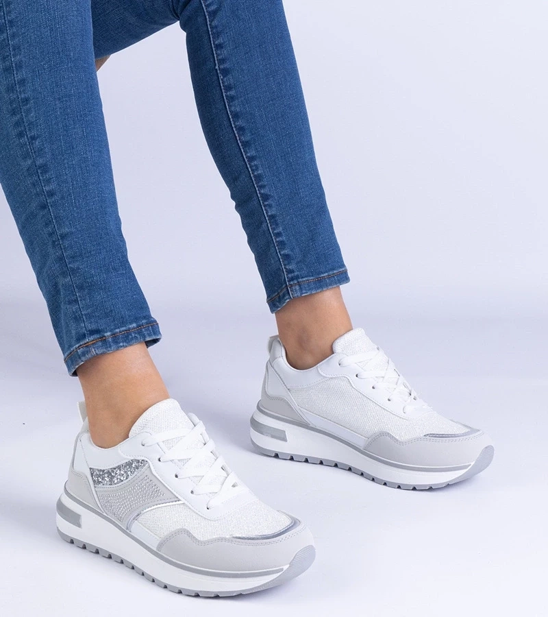 marka niezdefiniowana White sneakers decorated with glitter and rhinestones Savina