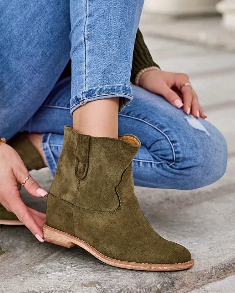 Resti Boots in cowboy style on a covered wedge heel Patorias