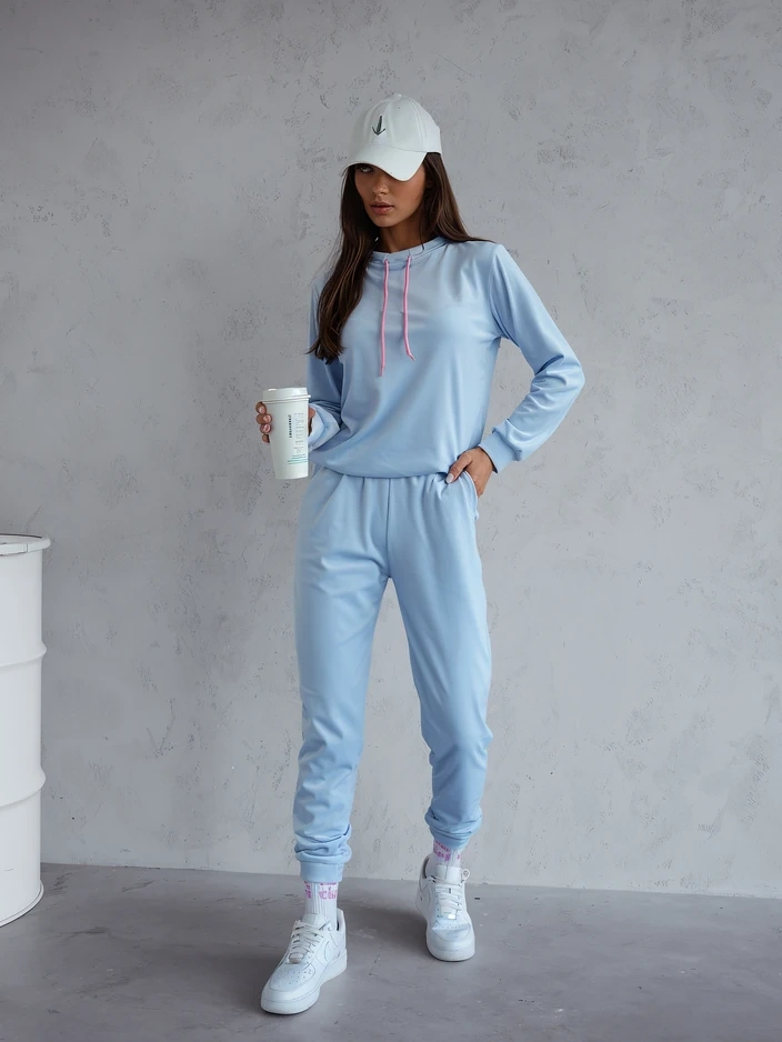 Resti Women's velour-style tracksuit set