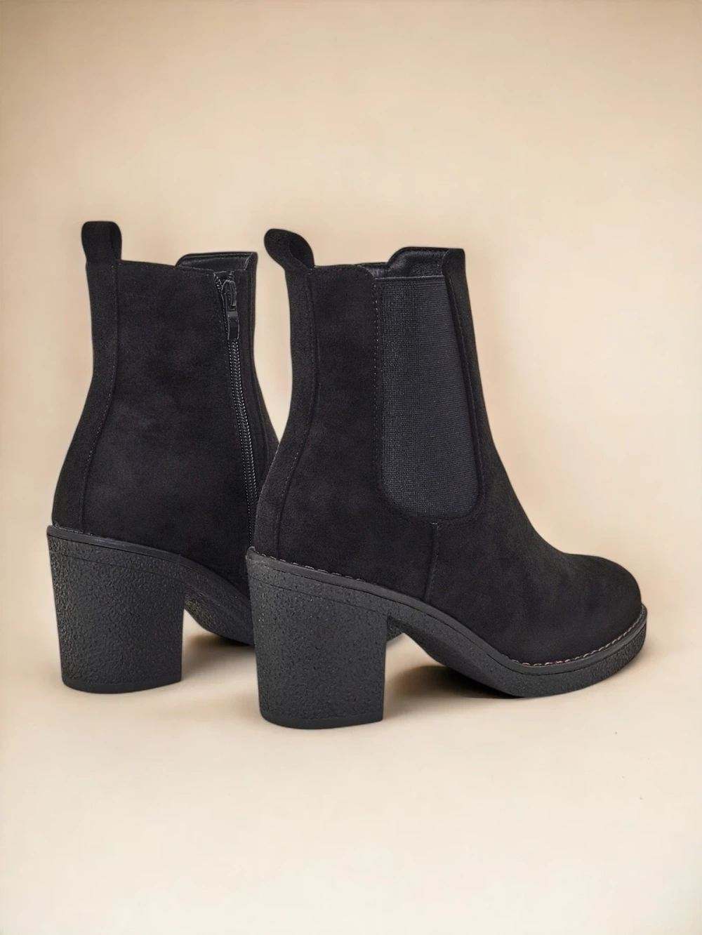 Resti Eco-suede women&#039;s ankle boots on a block heel Bregianka