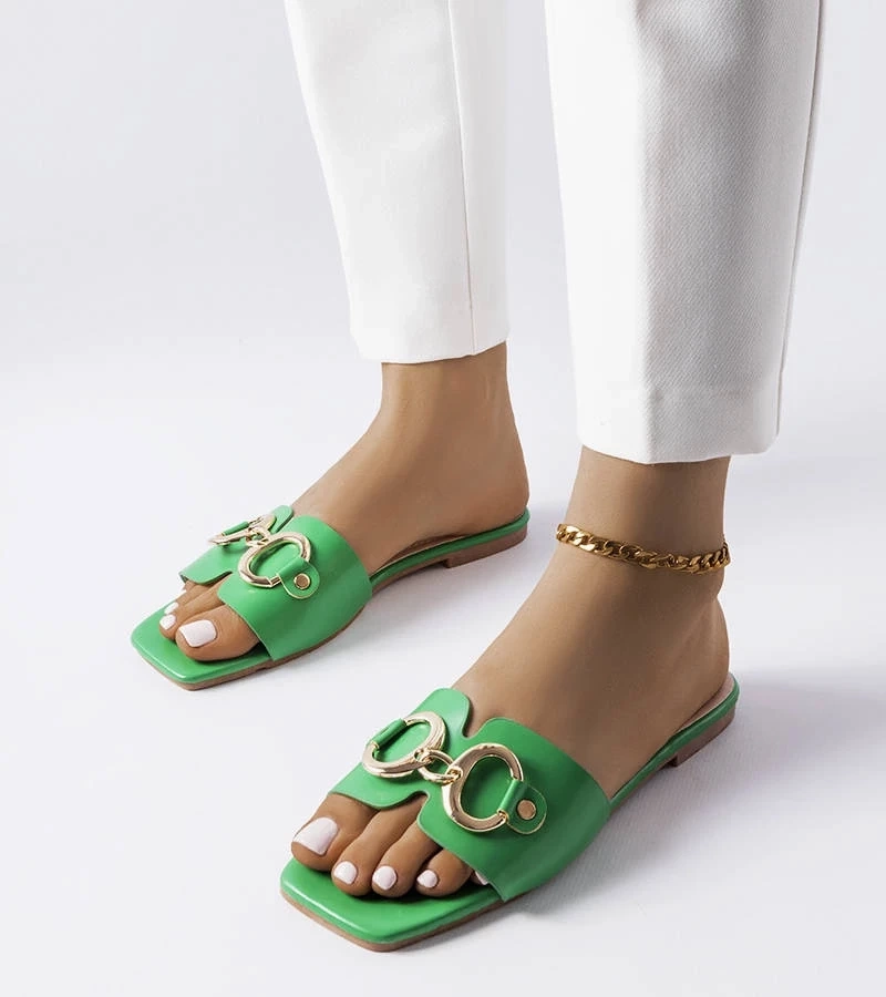 D/CEO White slides Ypsy