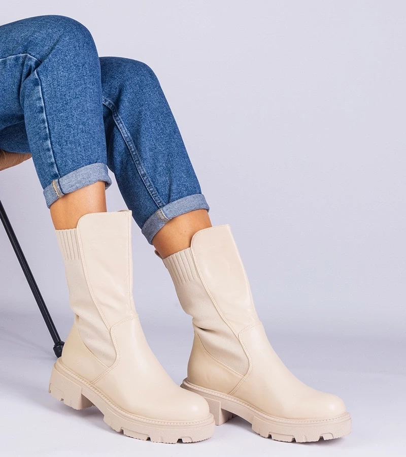 UR/CEO Beige ankle boots with a textile insert Santorini