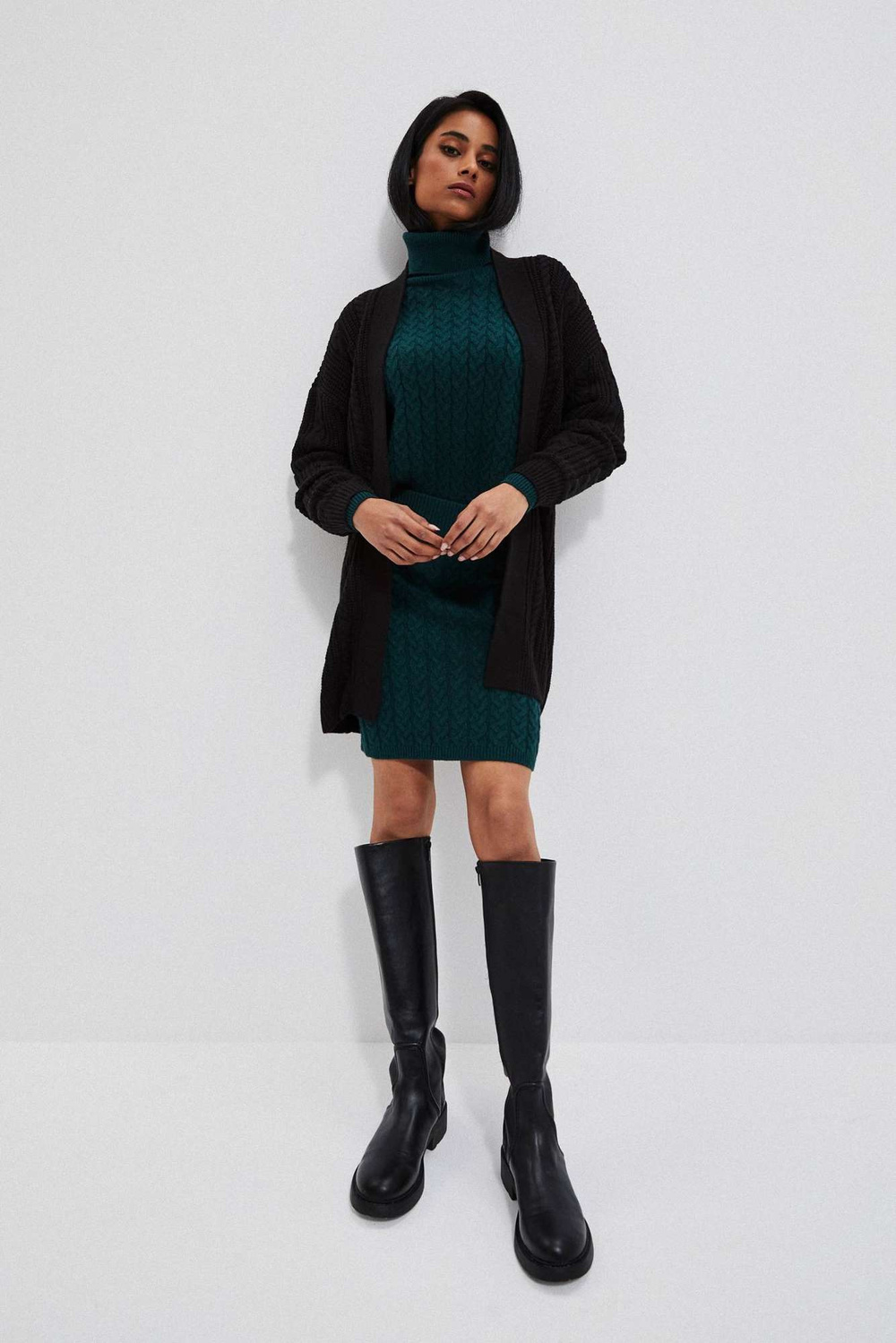 Cardigan dama, Moodo