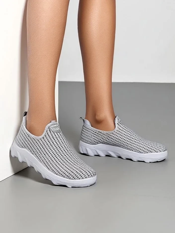 Resti Women's slip-on fabric sports shoes Eraste
