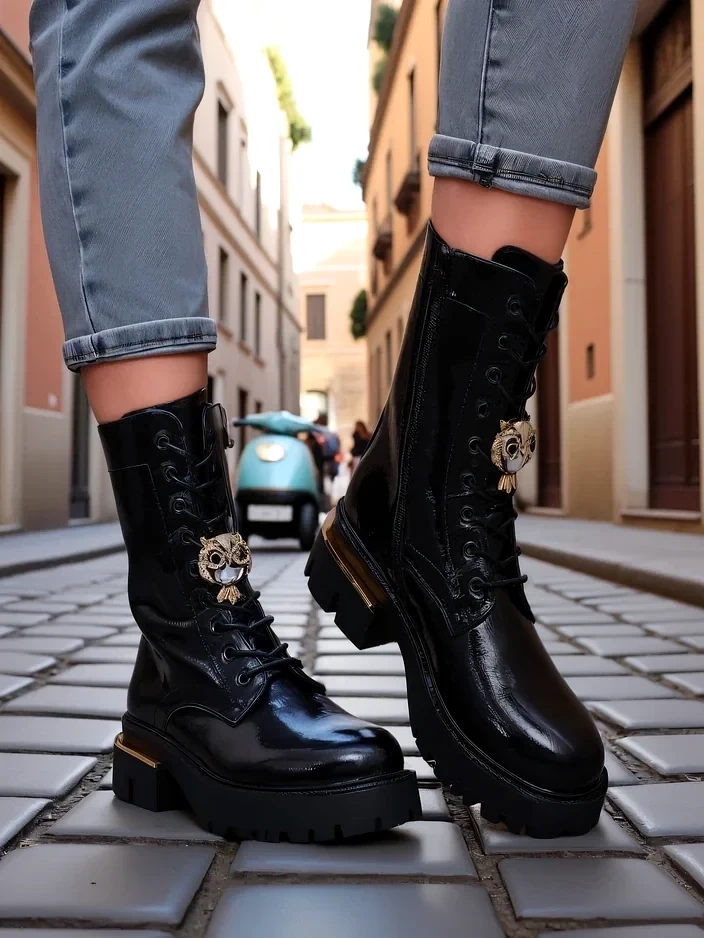 Resti Women's patent leather worker ankle boots Tesiolle