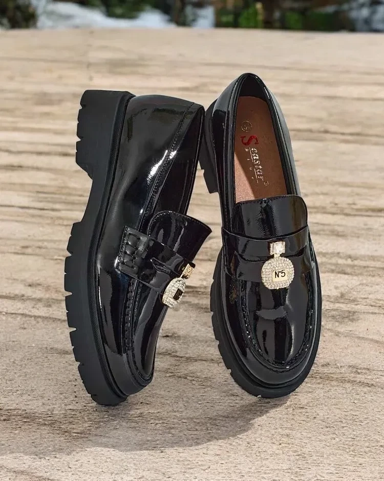 Resti Women&#039;s lacquered moccasins Bemies
