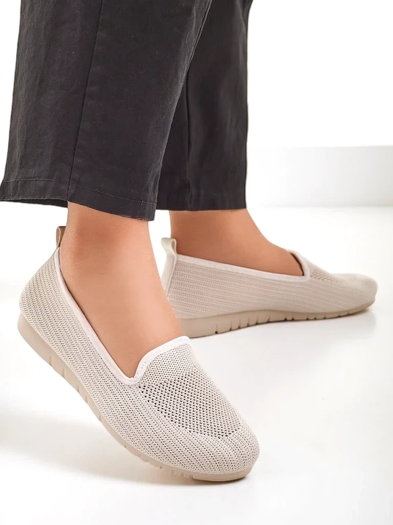 Resti Womens Fabric Moccasins Caerit