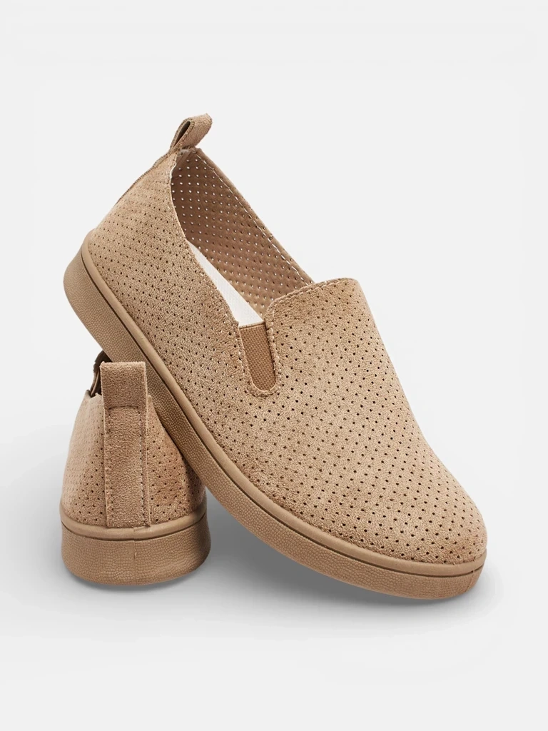 Dámske slip-on topánky Resti Openwork
