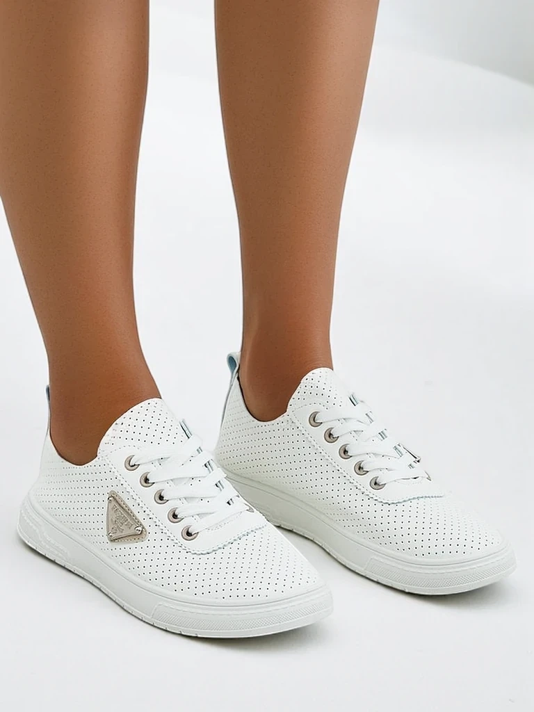 Resti Lace-up women's sporty shoes with a print Fennie